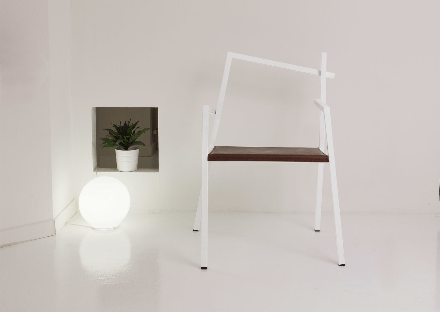OPS!, Giò Belviso Giò Belviso モダンデザインの リビング 椅子