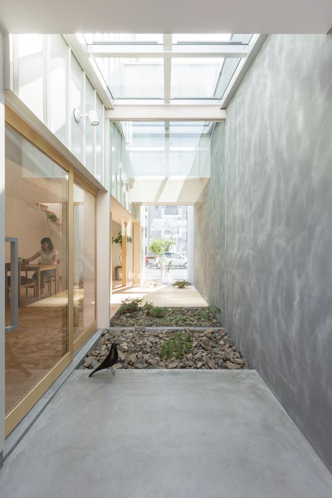 Kusatsu House, ALTS DESIGN OFFICE ALTS DESIGN OFFICE Modern garden