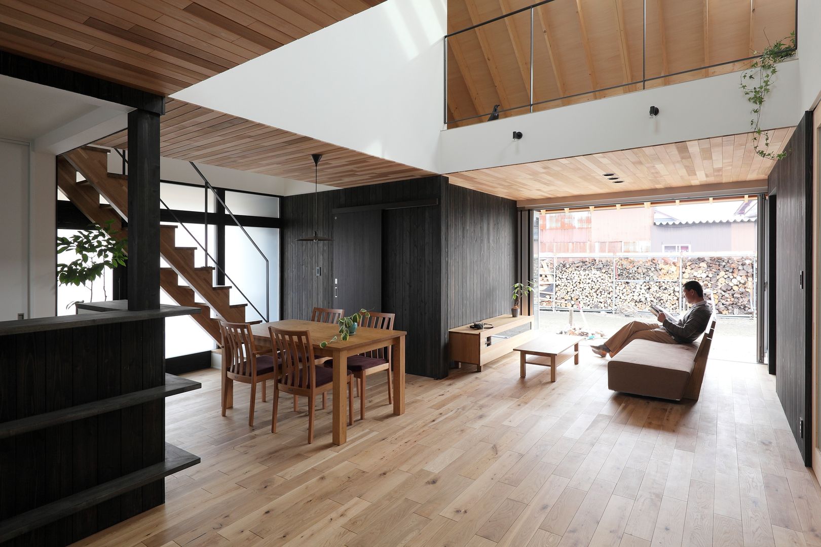 Suehiro House, ALTS DESIGN OFFICE ALTS DESIGN OFFICE Livings de estilo moderno