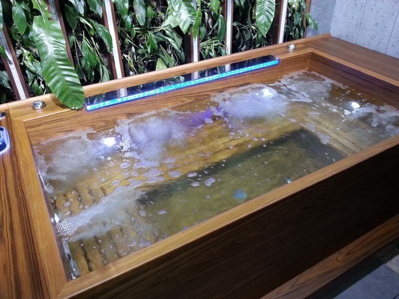 Jacuzzi with LED and wave filler William Garvey Ltd สปา เฟอร์นิเจอร์