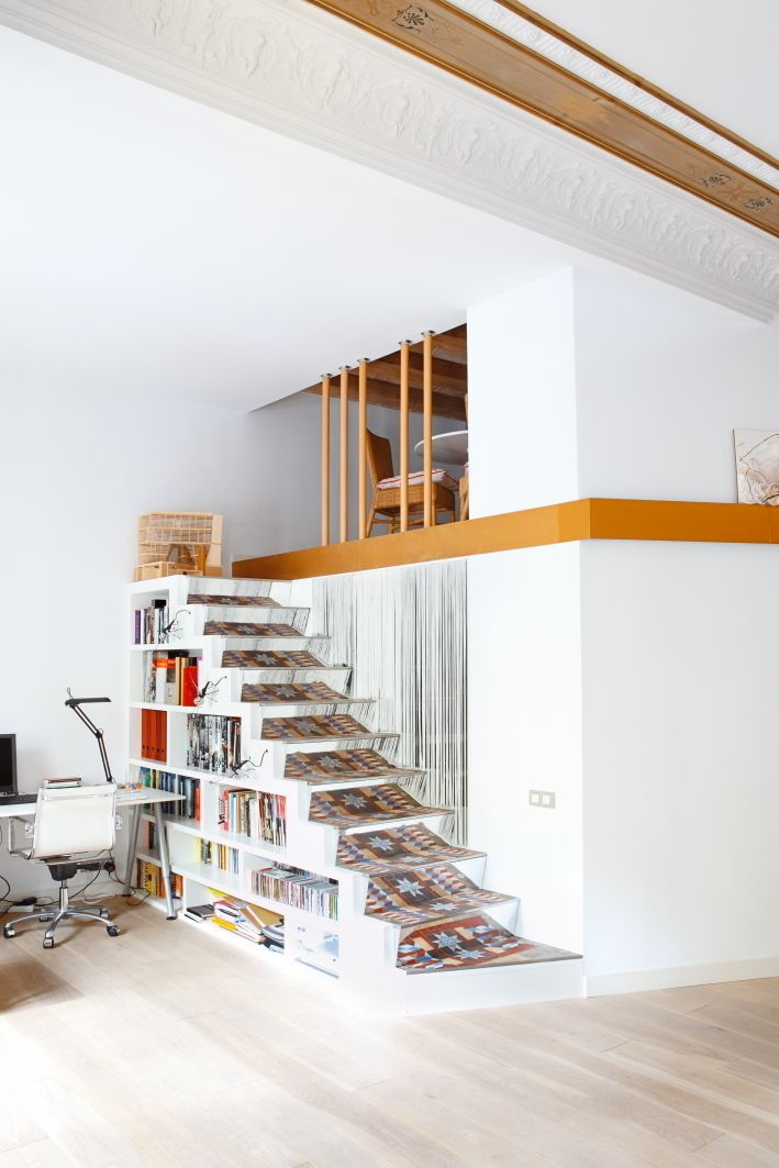 PISO SANTPERE47, Miel Arquitectos Miel Arquitectos Modern corridor, hallway & stairs