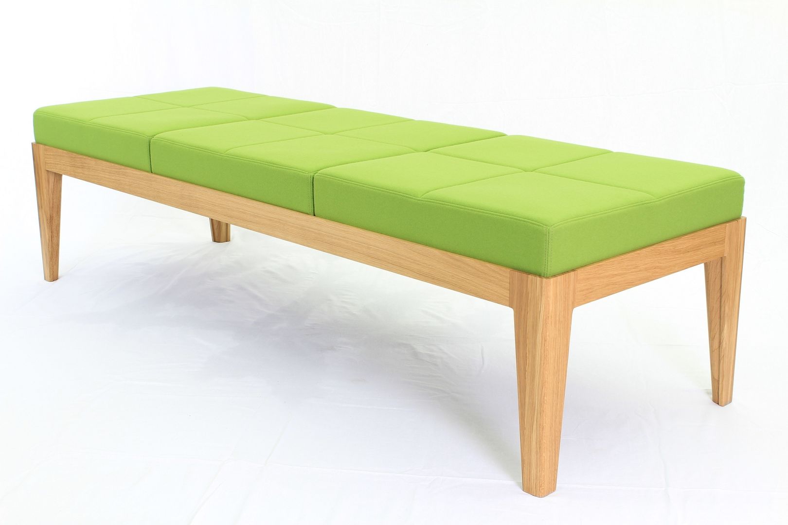 Banda Wood Lounge, xchange design GmbH xchange design GmbH Dining room Chairs & benches