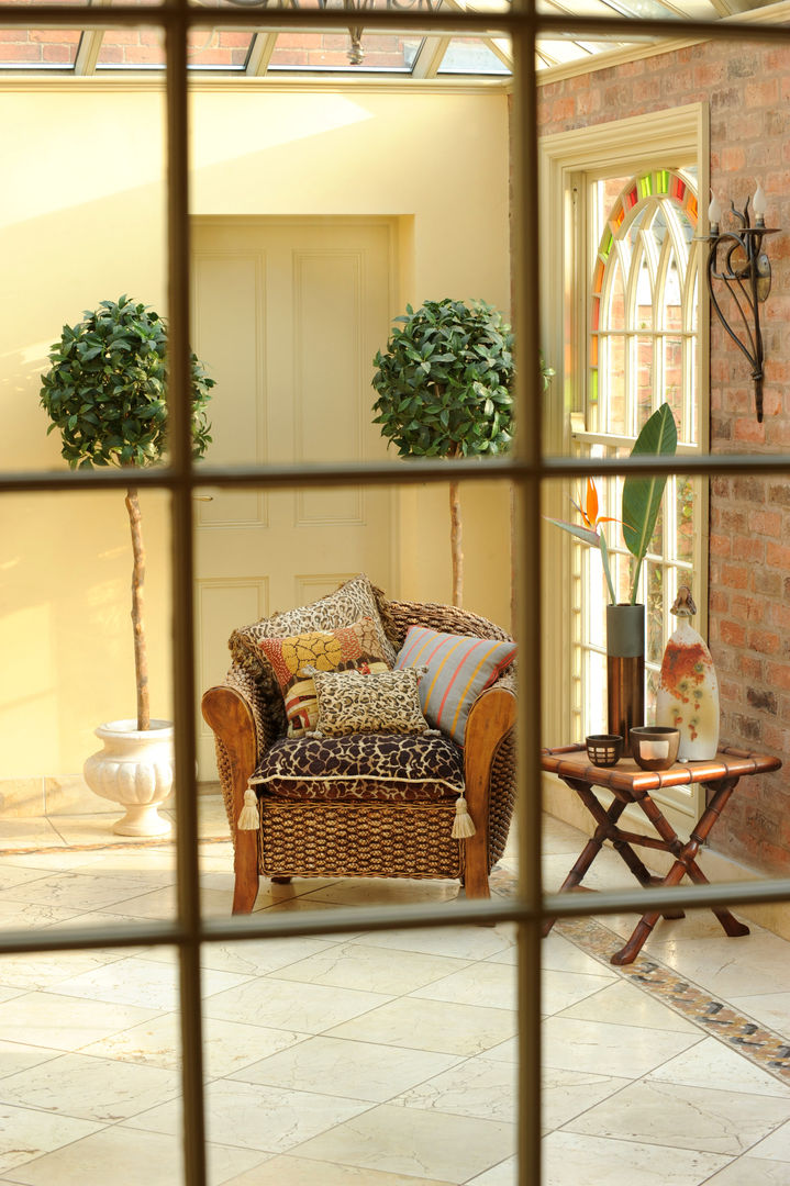 A fantastic garden room Deborah Warne Interiors Ltd Ausgefallener Wintergarten