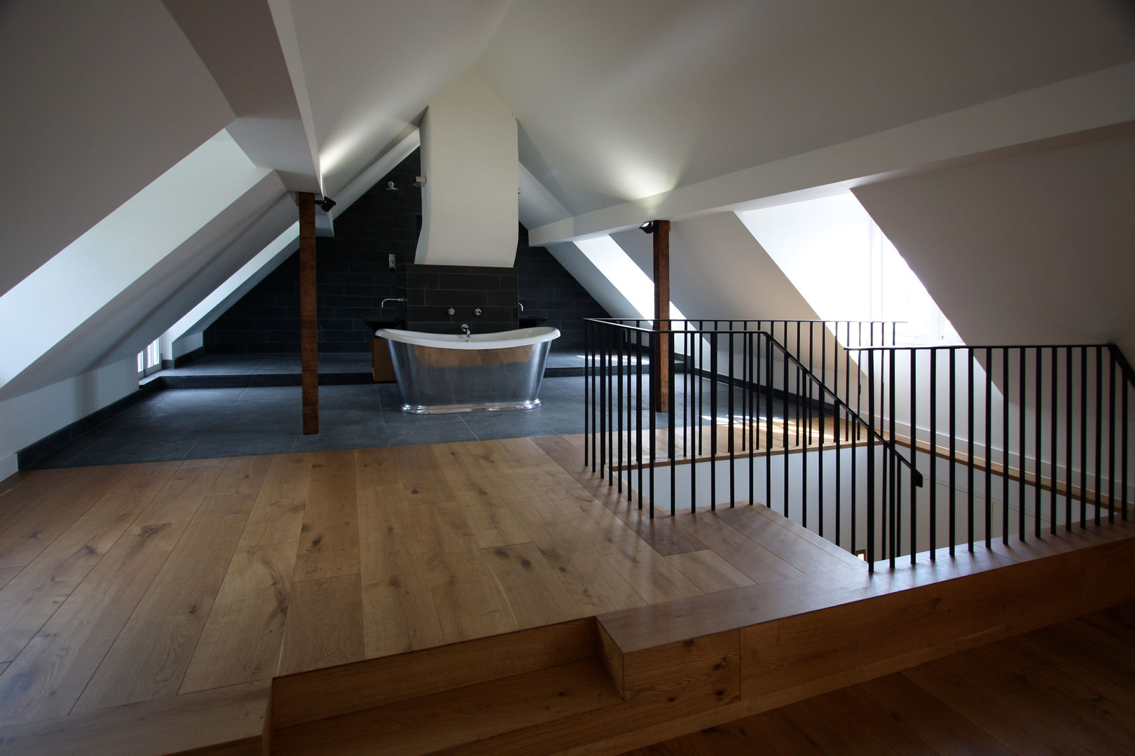 High Barn, Astronaut Kawada Architecture Astronaut Kawada Architecture Moderne huizen