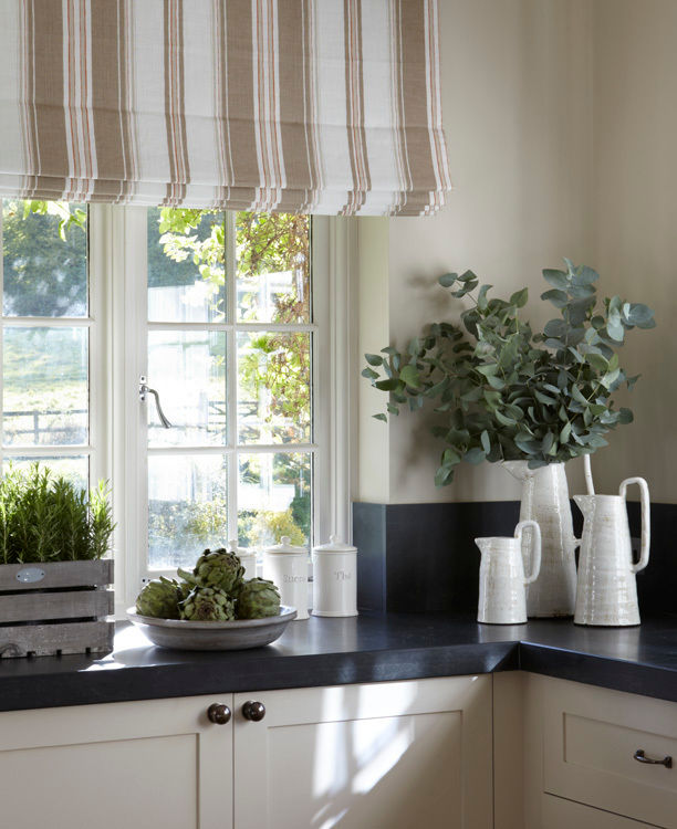 Country House, Hampshire, Helen Green Design Helen Green Design Country style kitchen