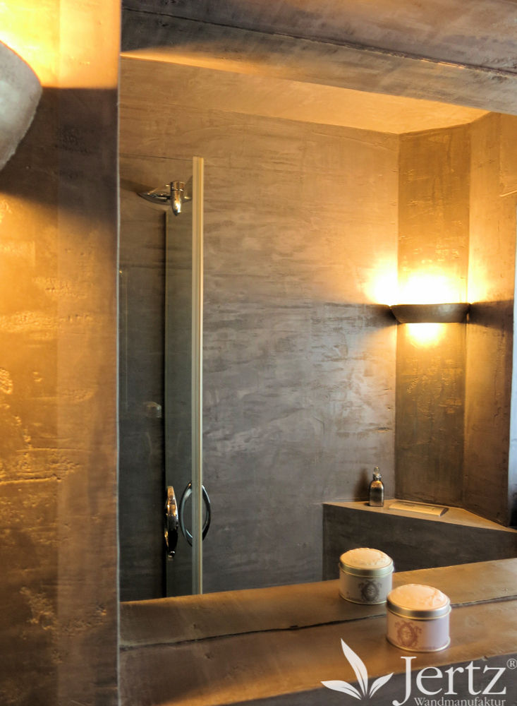 Badezimmer ohne Fliesen mit Marmorputz in Travertinoptik , Wandmanufaktur Wandmanufaktur Eclectische badkamers