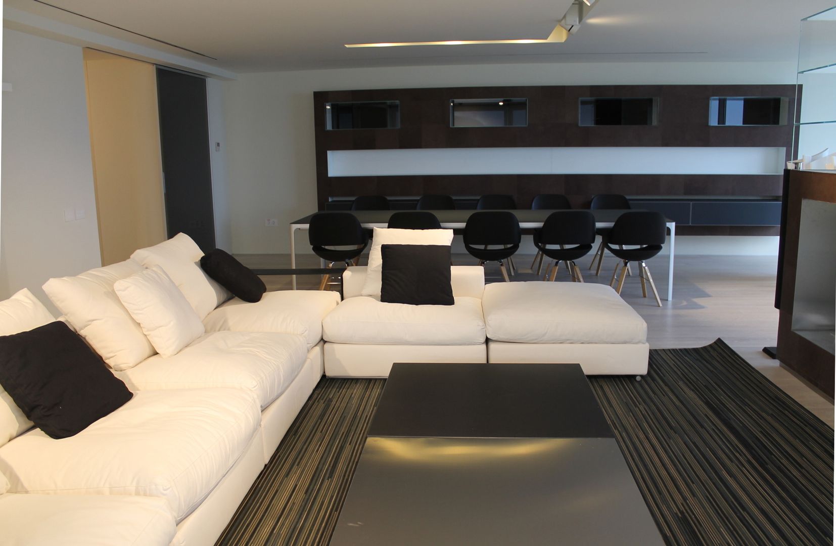 Apartamento en el mar, Marset Interiorismo Marset Interiorismo منازل