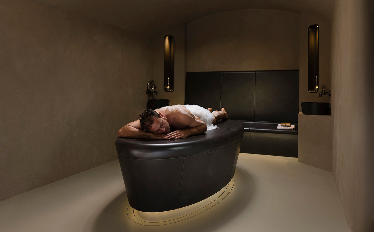 Hamam-Tisch oval, Sommerhuber GmbH Sommerhuber GmbH منتجع اكسسوارات المسابح والمنتجعات