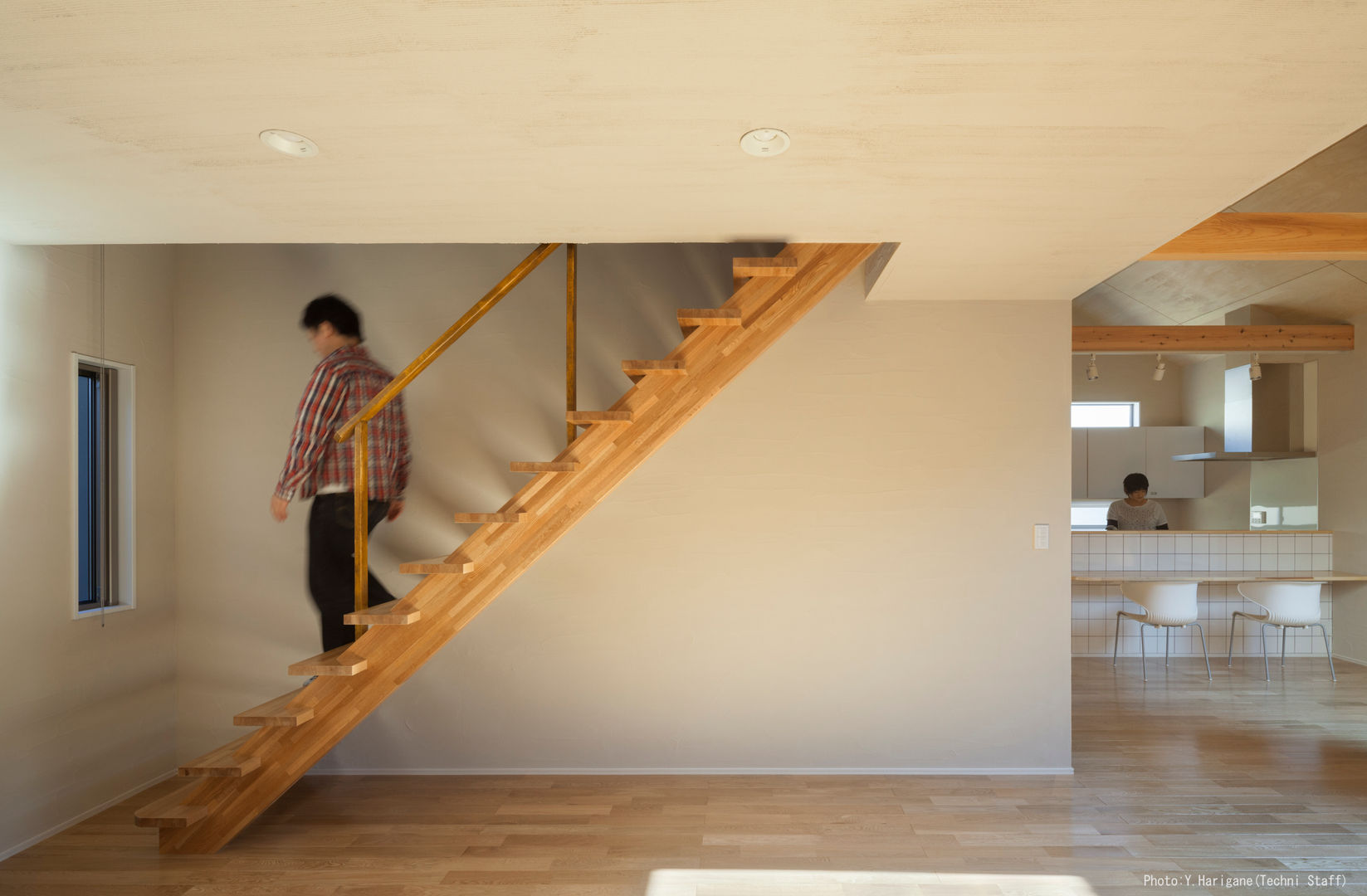 TOHKOU HOUSE, 松岡健治一級建築士事務所 松岡健治一級建築士事務所 Minimalist living room