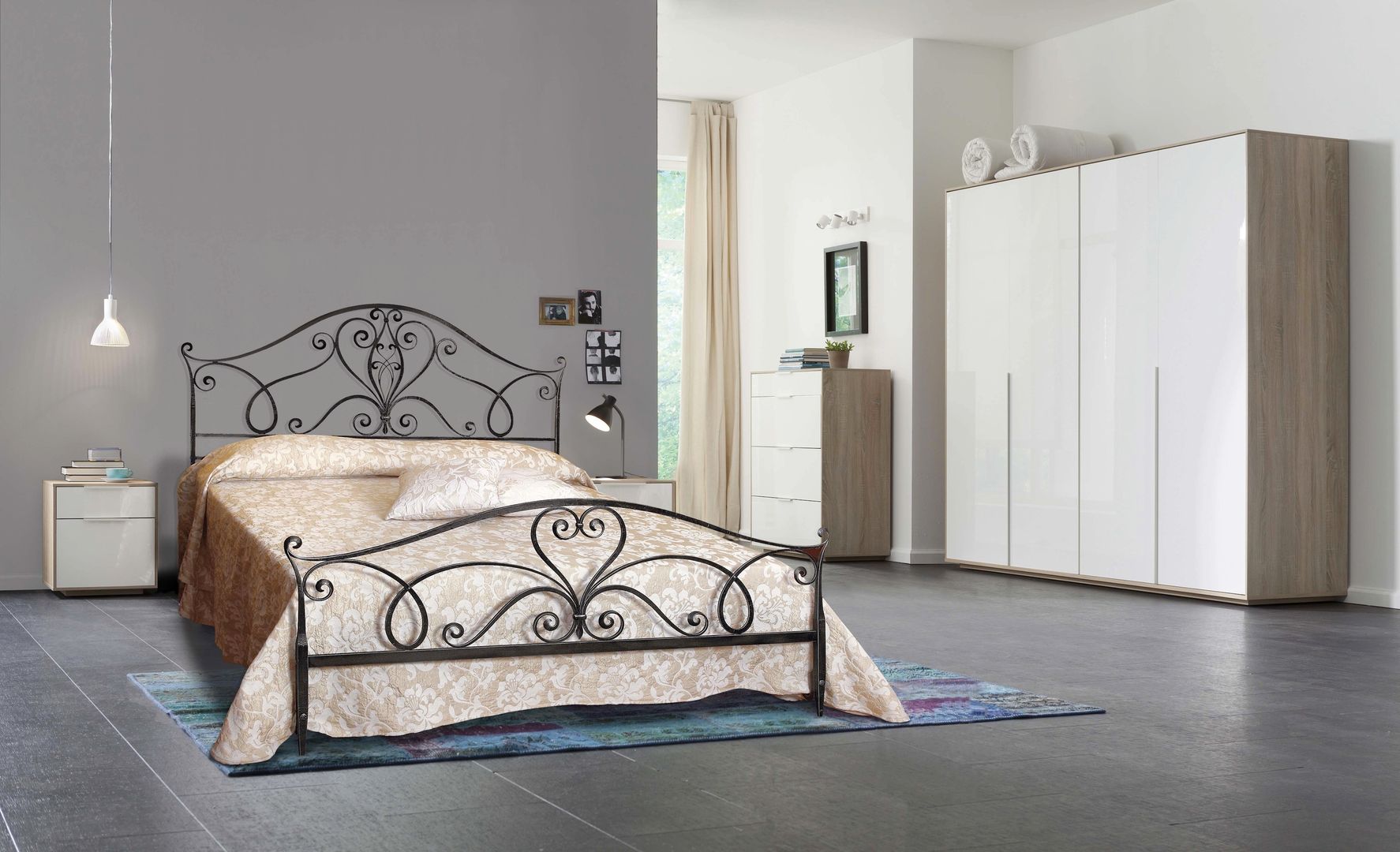 Letti in ferro battuto, Ferrari Arredo & Design Ferrari Arredo & Design Classic style bedroom Beds & headboards