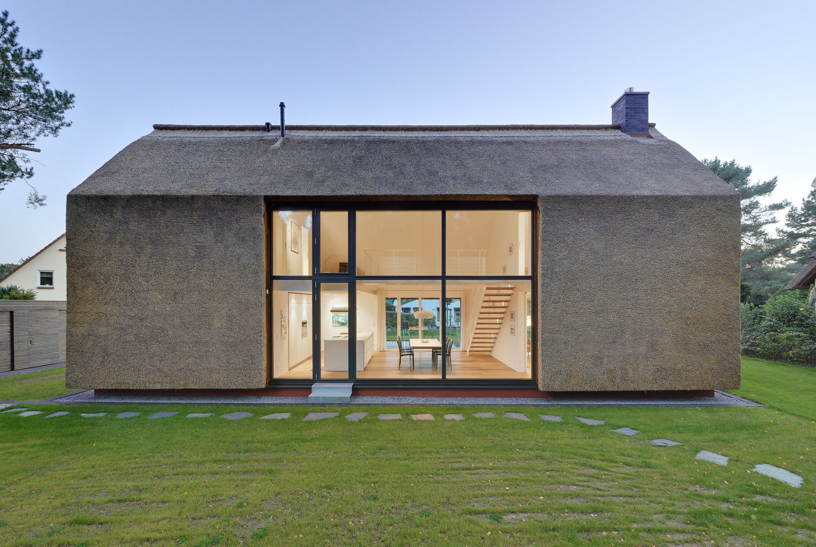 Lichtdurchflutet und gemütlich: Waldhaus mit Durchblick, Möhring Architekten Möhring Architekten Modern houses