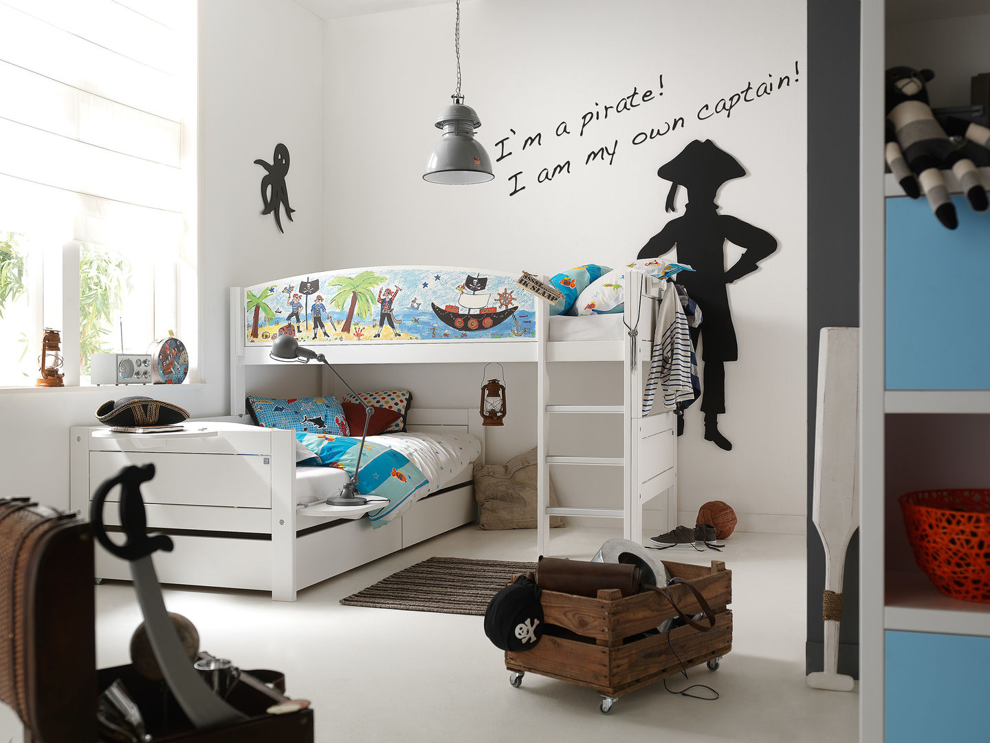 Pirate Corner Boys Bunk Bed Cuckooland Phòng trẻ em phong cách thực dân Beds & cribs