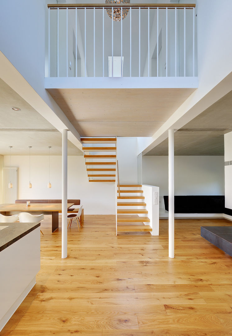 Modernes Ferienhaus an der Ostsee, Möhring Architekten Möhring Architekten Modern Corridor, Hallway and Staircase