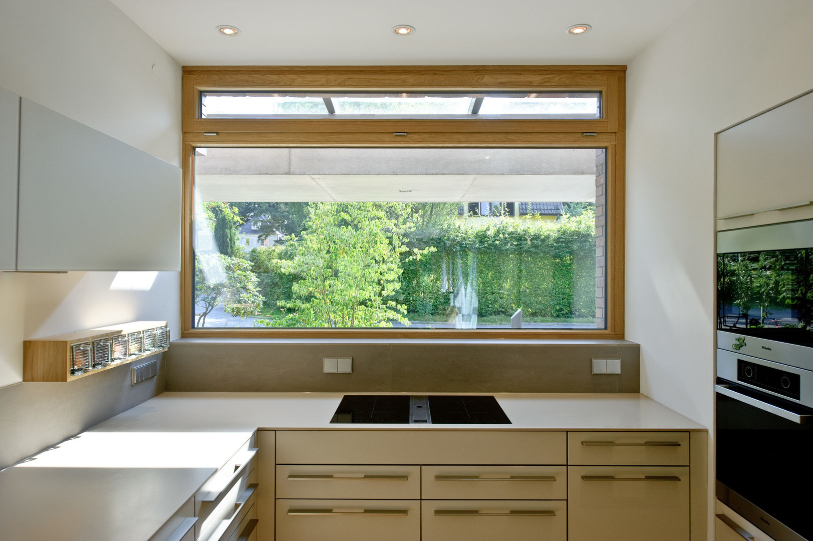 Einfamilienhaus mit schwebendem Dach und Veranda in Bremen, Möhring Architekten Möhring Architekten Cocinas modernas