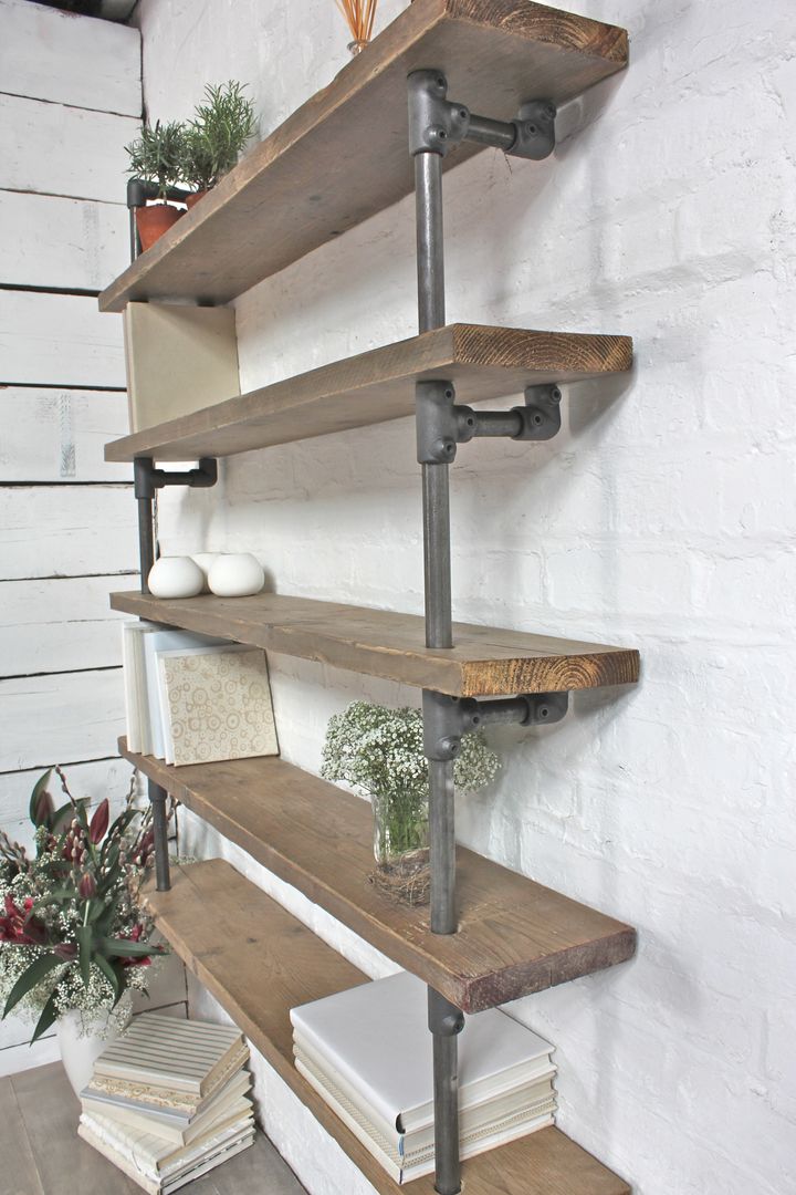 homify Industrial style bathroom Shelves