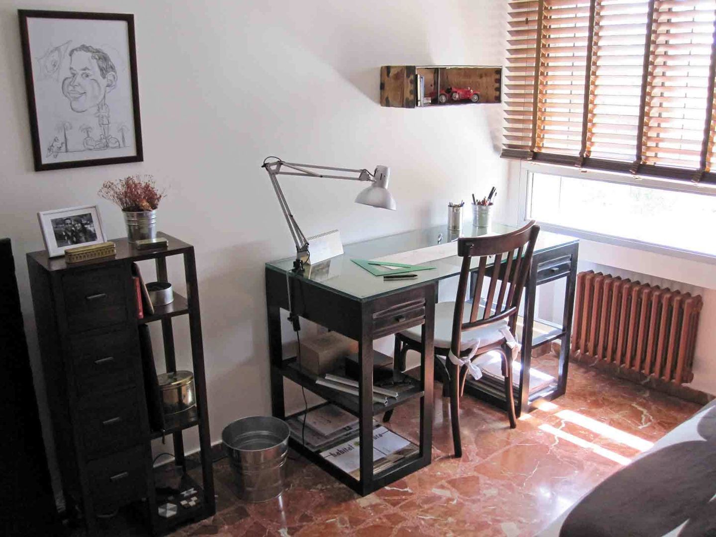 dormitorio en Valladolid CarlosSobrinoArquitecto Estudios y oficinas eclécticos