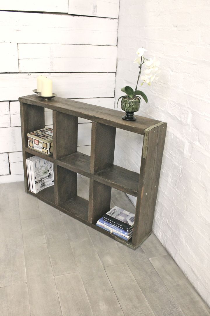 homify مكتب عمل أو دراسة Cupboards & shelving