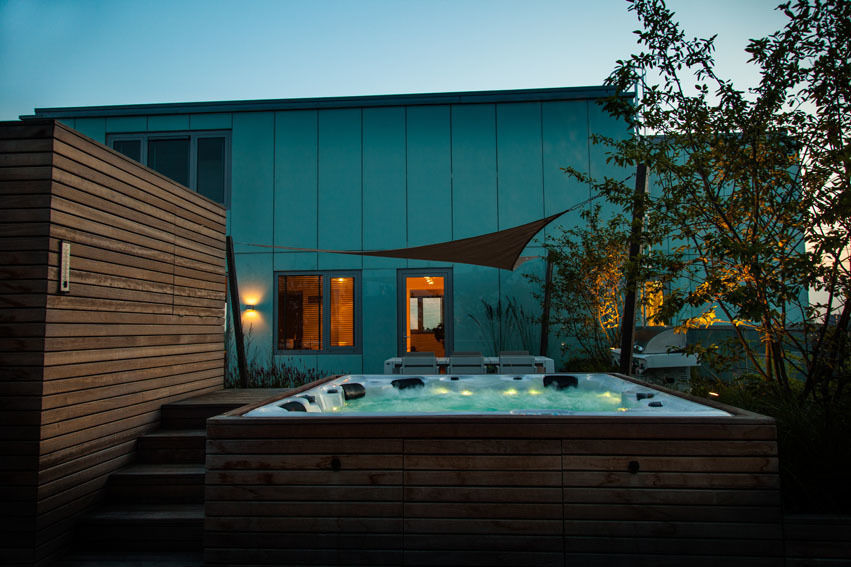 Zeven hoog ontspannen in Ibiza stijl, Studio REDD exclusieve tuinen Studio REDD exclusieve tuinen Varandas, alpendres e terraços modernos