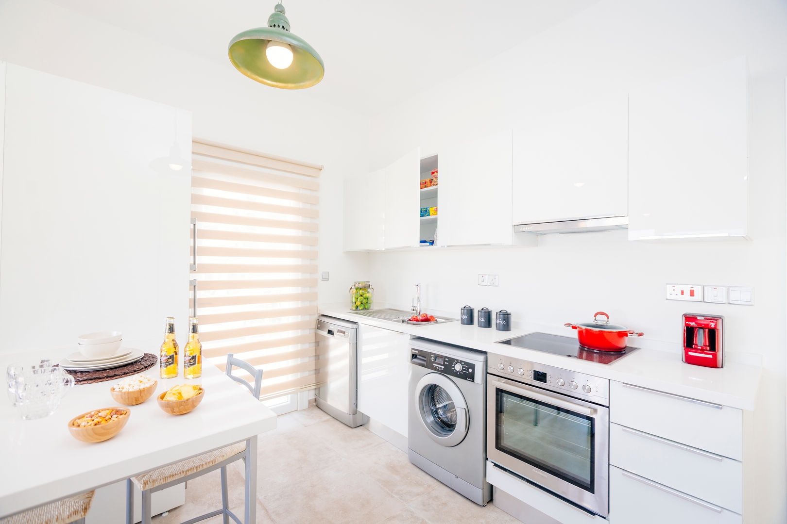Escape Homes Exclusive , Kıbrıs Developments Kıbrıs Developments Modern style kitchen
