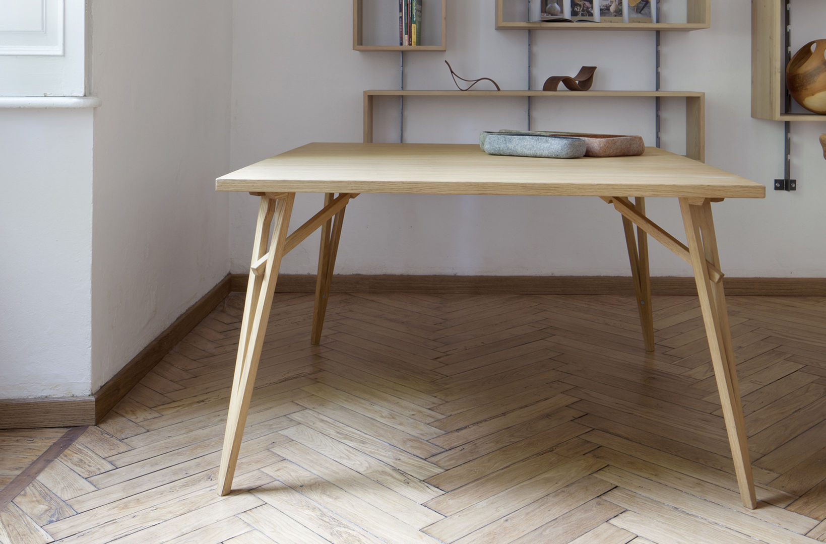 Tavolo pieghevole: 16 modelli salvaspazio di scrivanie e tavolini
