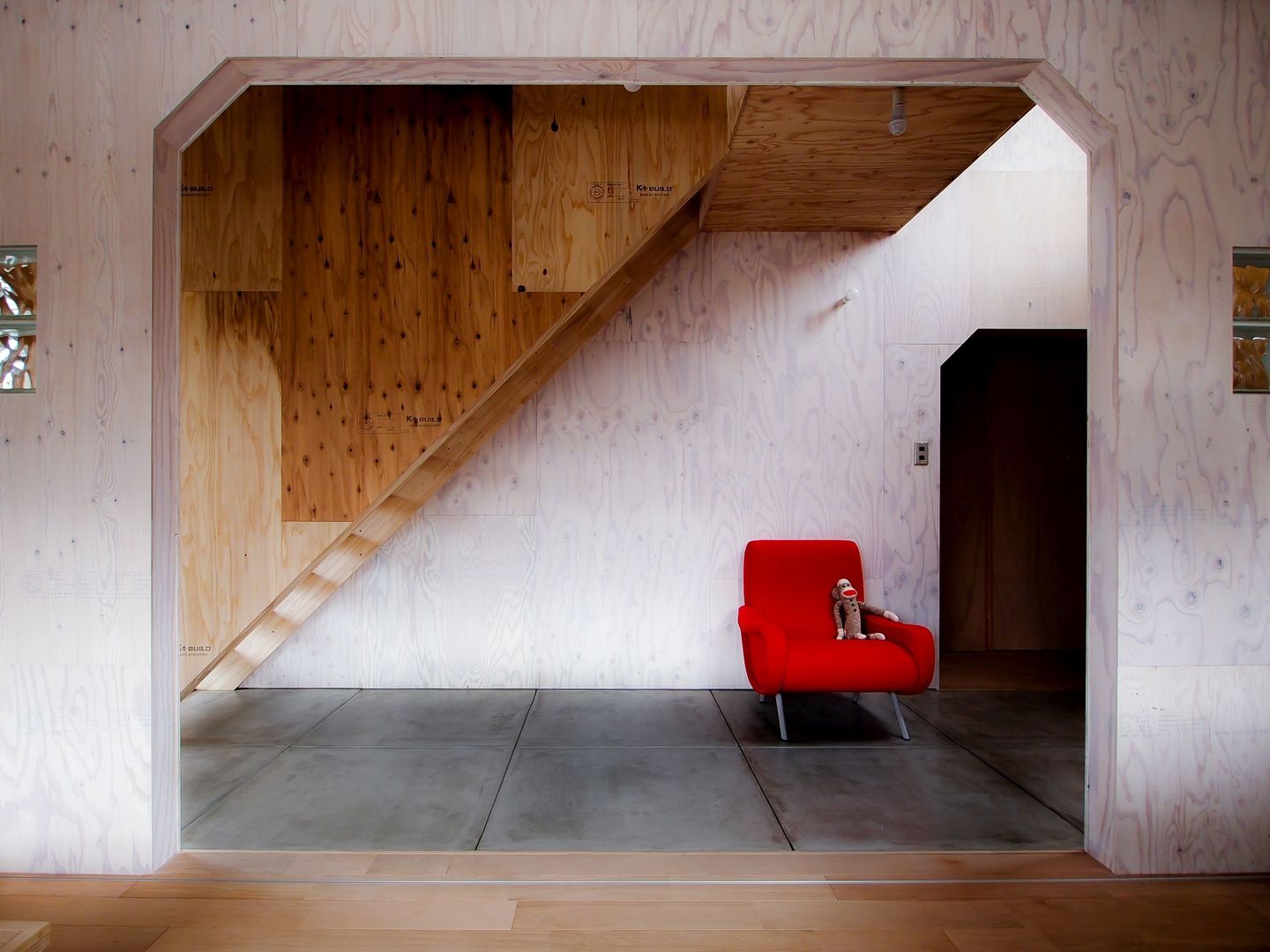 1950-house, AtelierorB AtelierorB ラスティックスタイルの 玄関&廊下&階段 合板（ベニヤ板） ミニマルデザイン,minimal design,wooden wall,Plywood