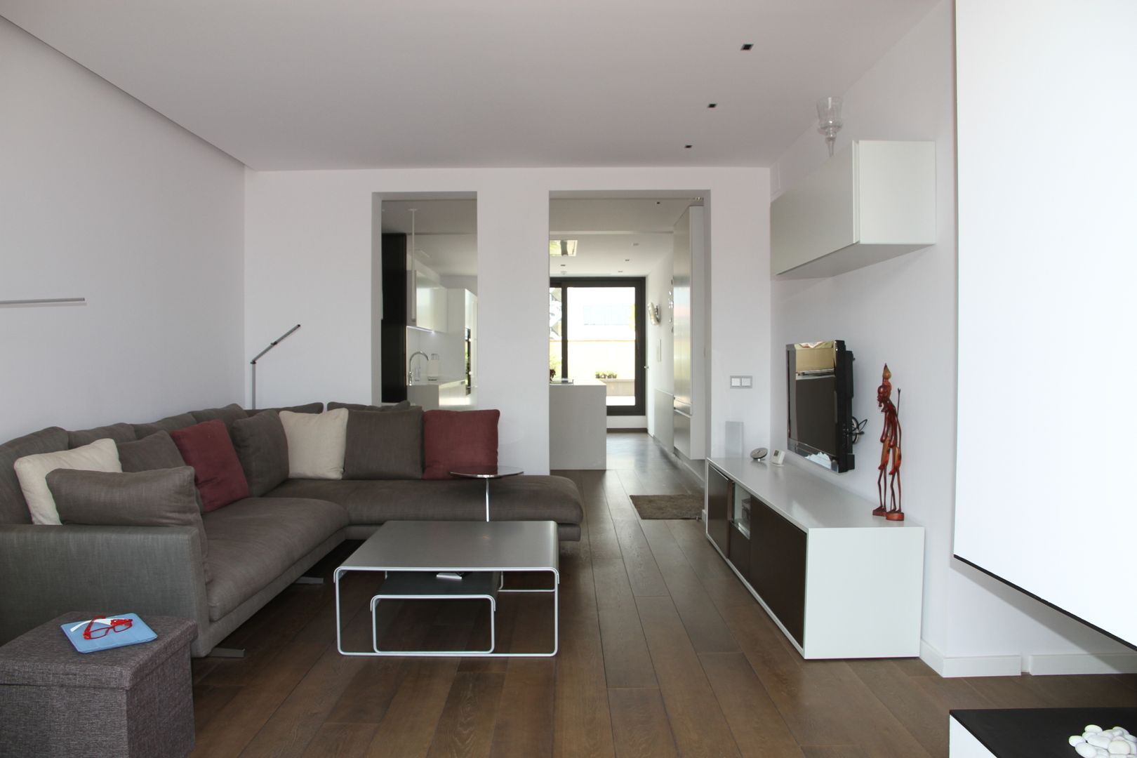Living room FG ARQUITECTES Salas de estar modernas