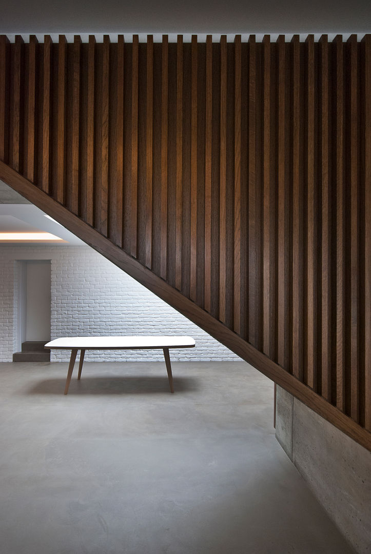 The Gables, Patalab Architecture Patalab Architecture Modern Corridor, Hallway and Staircase