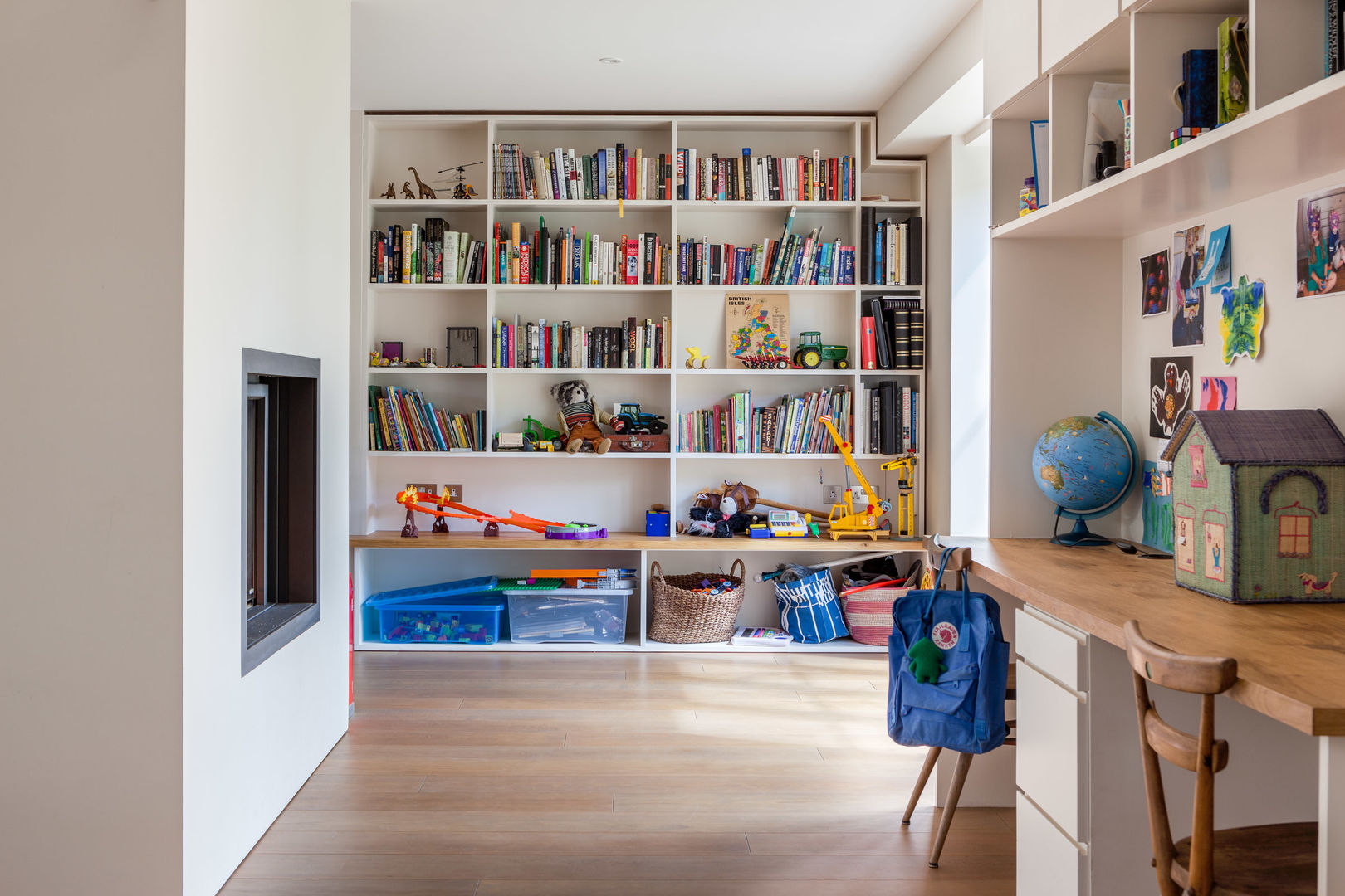 Storage homify Salas modernas