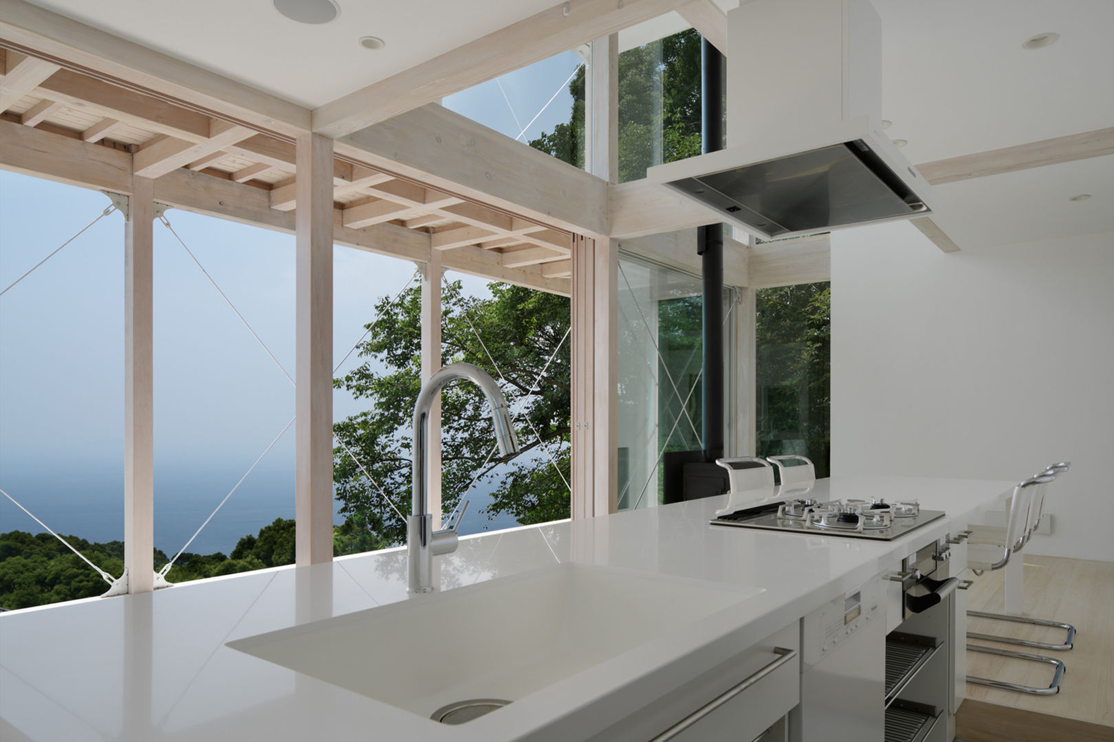 028熱海伊豆山Yさんの家, atelier137 ARCHITECTURAL DESIGN OFFICE atelier137 ARCHITECTURAL DESIGN OFFICE Kitchen لکڑی Wood effect