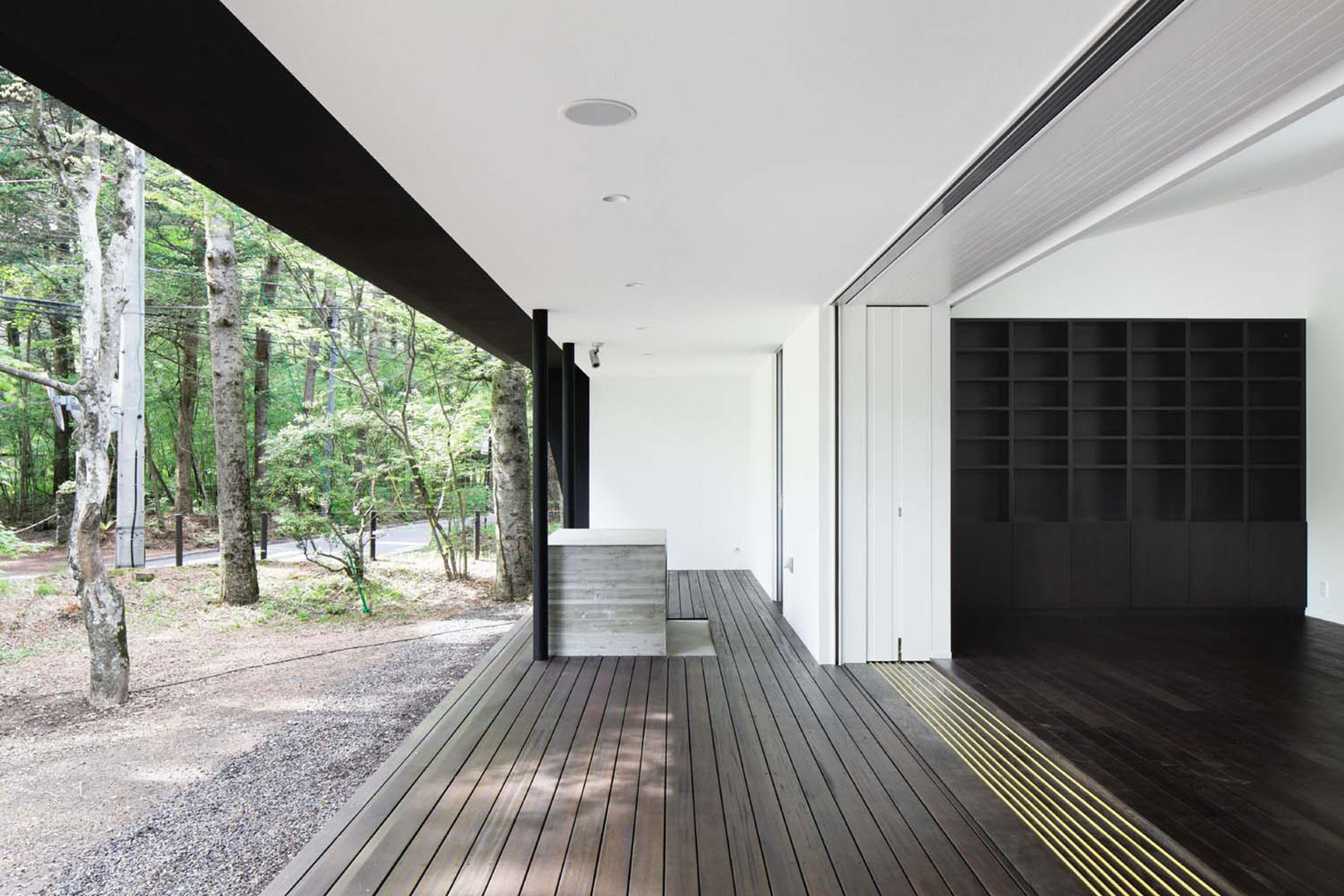018軽井沢Cさんの家, atelier137 ARCHITECTURAL DESIGN OFFICE atelier137 ARCHITECTURAL DESIGN OFFICE Modern Terrace Wood Wood effect