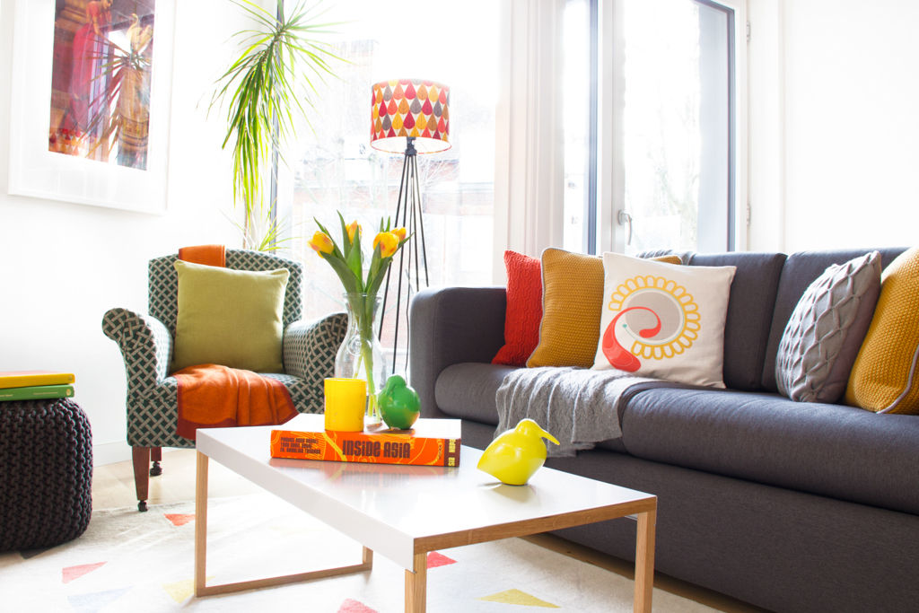 Hampstead Heath Apartment Bhavin Taylor Design Ruang Keluarga Gaya Eklektik