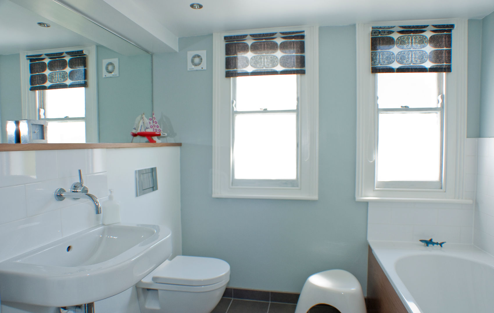 Bathroom in Victorian house in Bristol Dittrich Hudson Vasetti Architects Nowoczesna łazienka