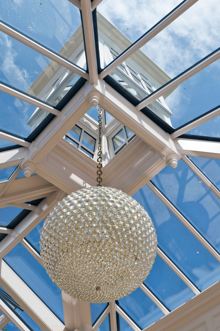 A Light Filled Sitting Room Conservatory Vale Garden Houses クラシカルスタイルの 温室