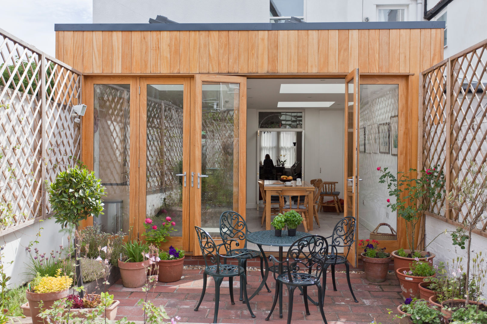 New rear extension designed by DHV Architects Dittrich Hudson Vasetti Architects Dining room