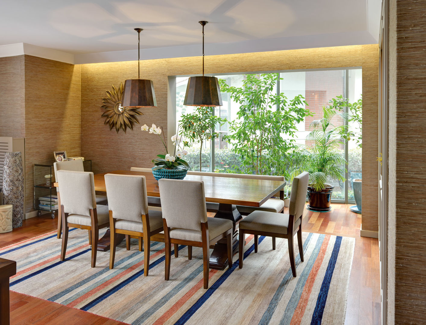 homify Modern Dining Room