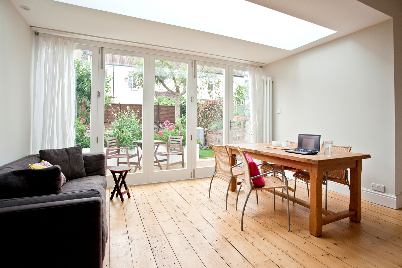 Rear extension and remodelling in Central Bristol Dittrich Hudson Vasetti Architects 모던스타일 다이닝 룸