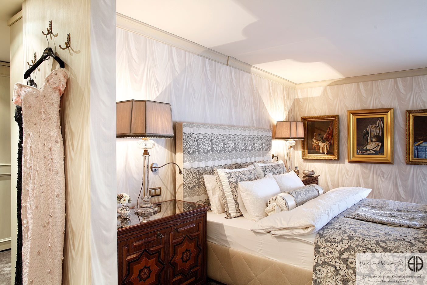 homify Classic style bedroom