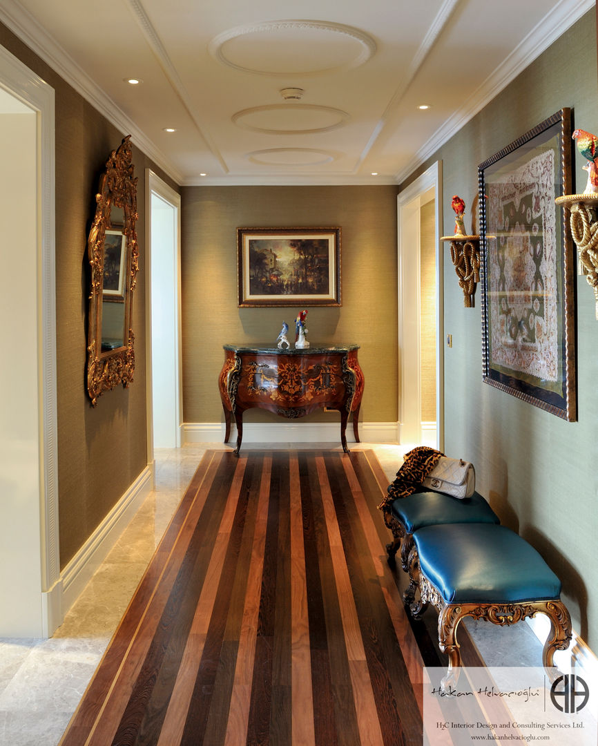 homify Classic corridor, hallway & stairs