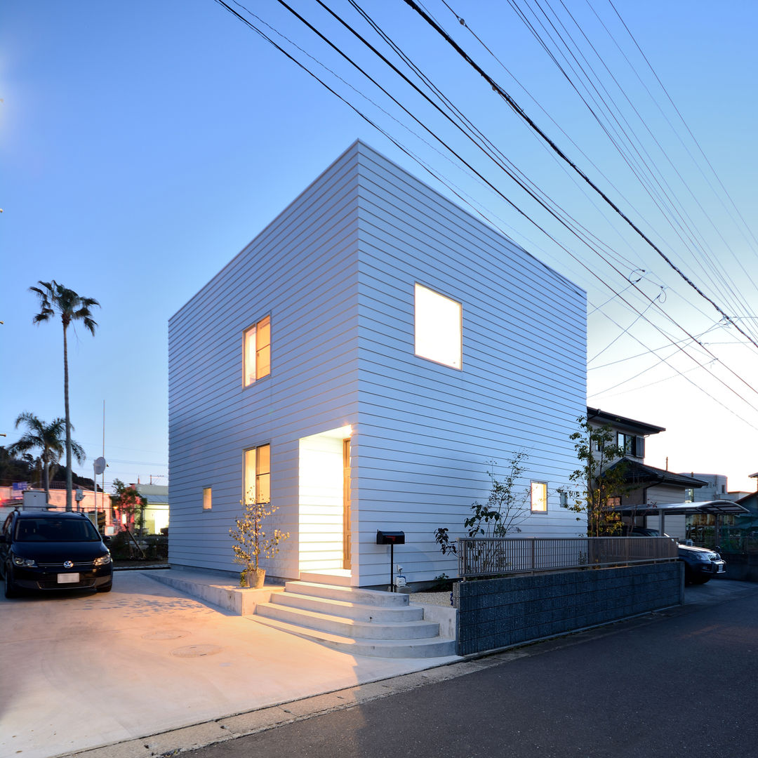 日南の家, 石躍健志建築設計事務所 石躍健志建築設計事務所 Modern houses