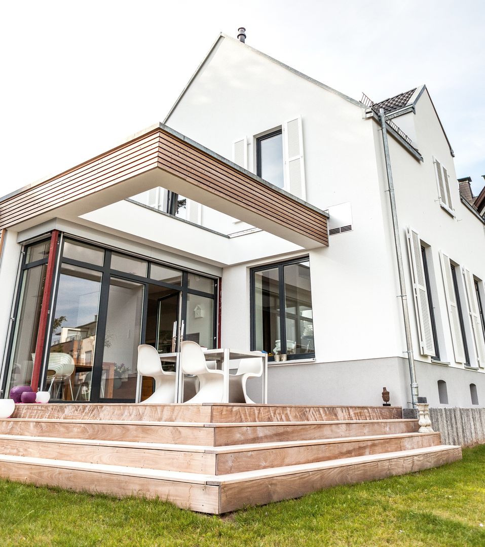 Altbau mit modernem Anbau in Königstein/Ts., raumatmosphäre pantanella raumatmosphäre pantanella Eclectische huizen