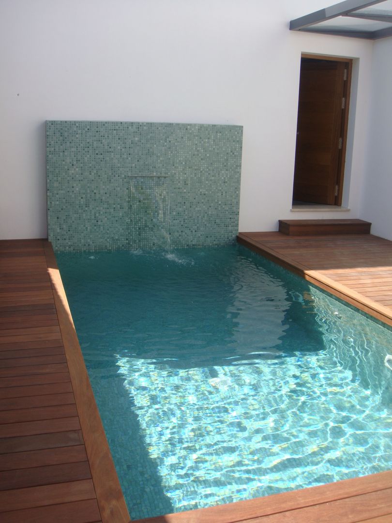 Vivienda en Secadero Benjumea Arquitectos Piscinas de estilo minimalista