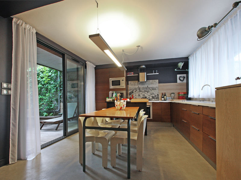 Pavillon transformé en loft, BuroBonus BuroBonus Moderne Küchen