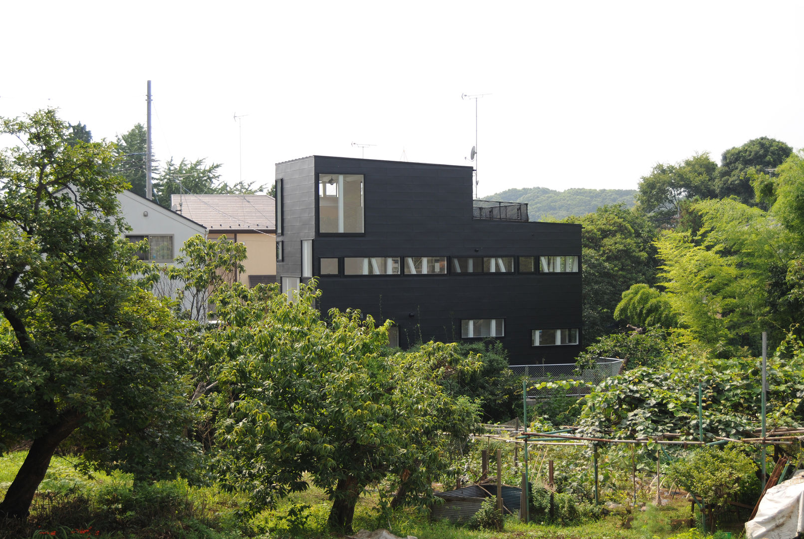 Exterior 株式会社小島真知建築設計事務所 / Masatomo Kojima Architects Nowoczesne domy