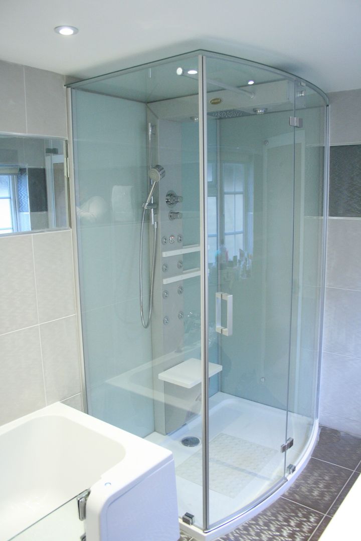 en-suite to bedroom 1 Aura Designworks Ltd