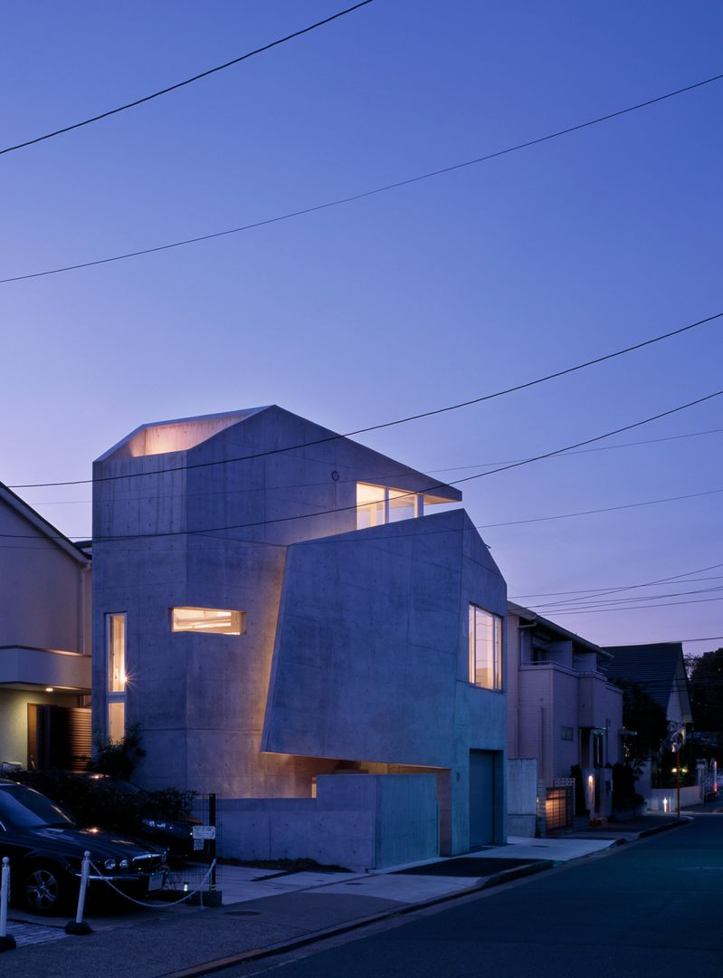 caverna, 筒井紀博空間工房/KIHAKU tsutsui TOPOS studio 筒井紀博空間工房/KIHAKU tsutsui TOPOS studio Casas de estilo ecléctico