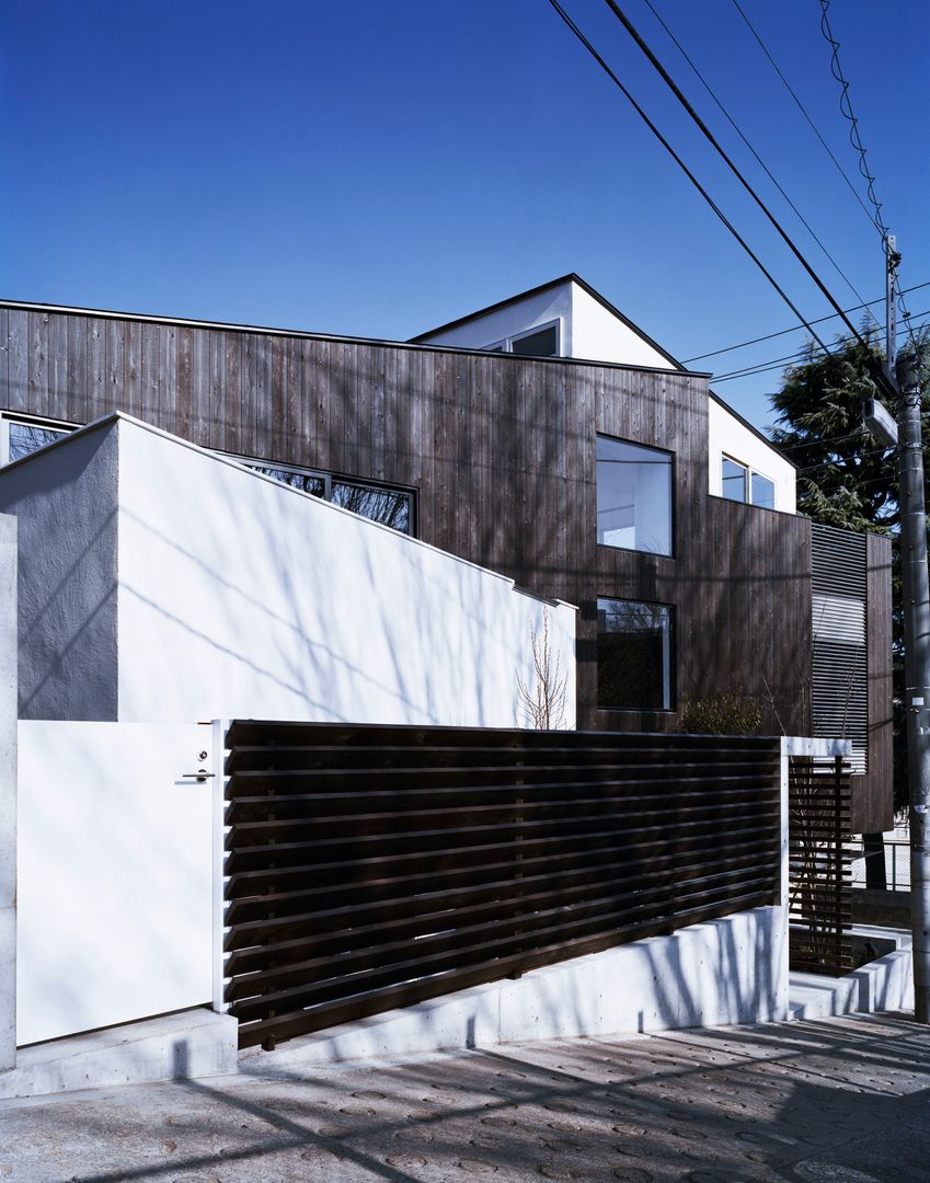 balena, 筒井紀博空間工房/KIHAKU tsutsui TOPOS studio 筒井紀博空間工房/KIHAKU tsutsui TOPOS studio Дома в эклектичном стиле