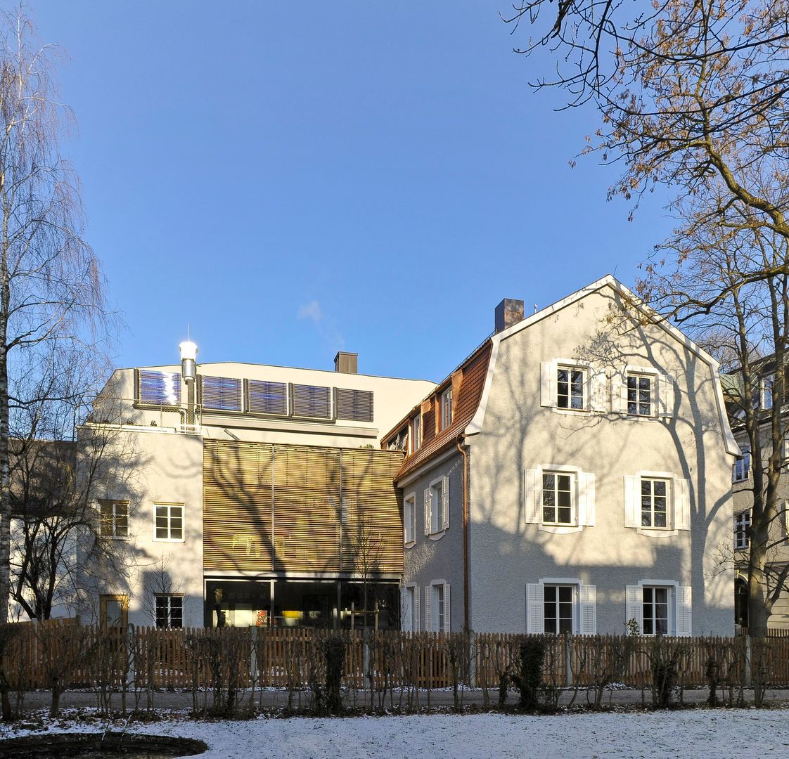 Umbau denkmalgeschütztes Haus München , peter glöckner architektur peter glöckner architektur Casas de estilo ecléctico