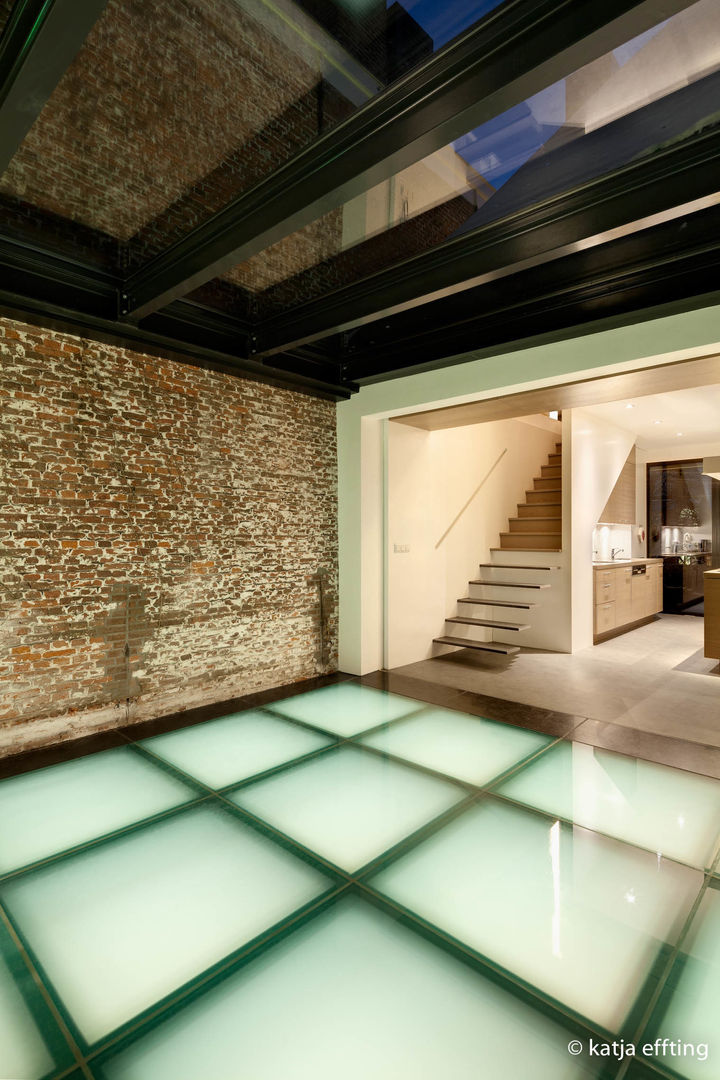 ITC Annex - Leiden, Mirck Architecture Mirck Architecture Modern corridor, hallway & stairs