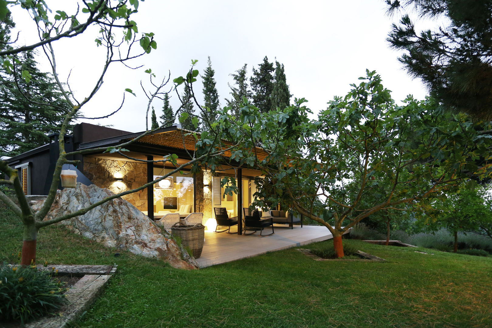 Reforma de una casa de invitados en la montaña, dom arquitectura dom arquitectura Maisons modernes