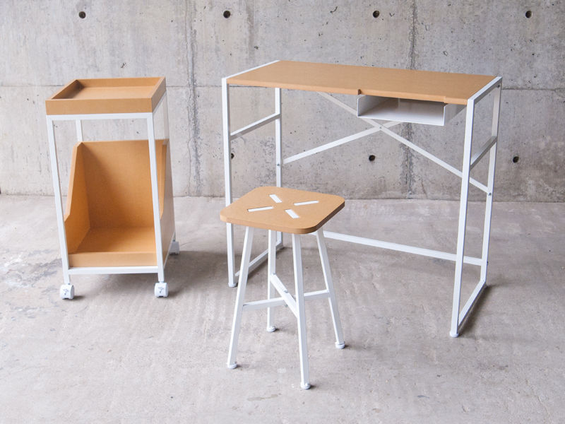 XS, MEDIUM MEDIUM Minimalst style study/office Desks